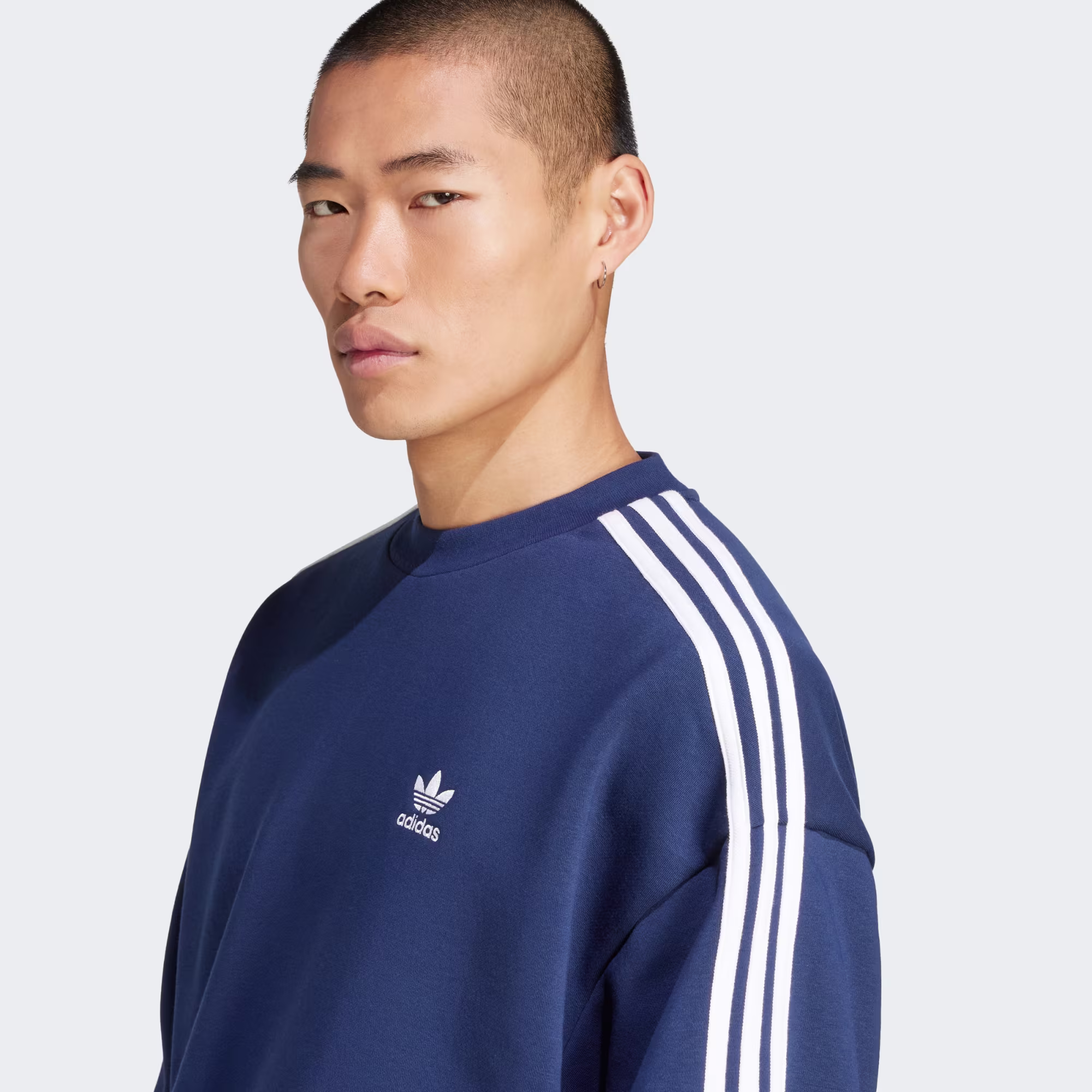 Adidas Adicolor Oversized Crew Sweatshirt - Image 4