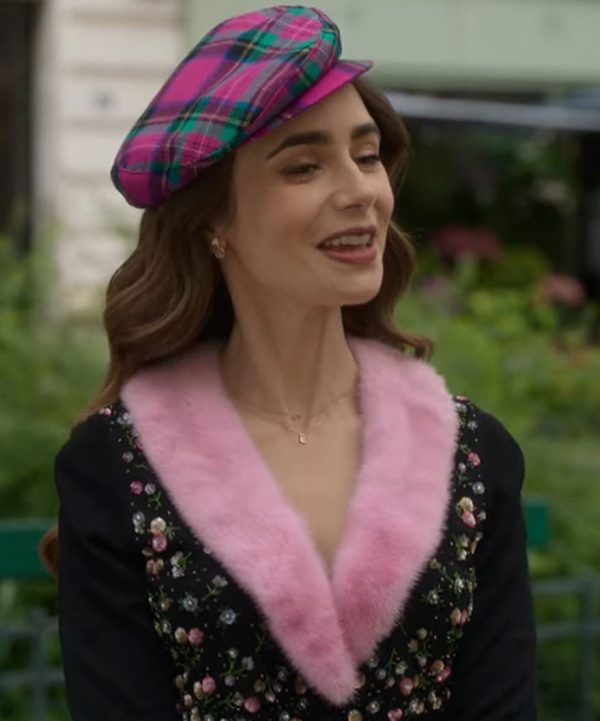 Lily_Collins_Emily_In_Paris_S02_Emily_Cooper_Cardigan__10956