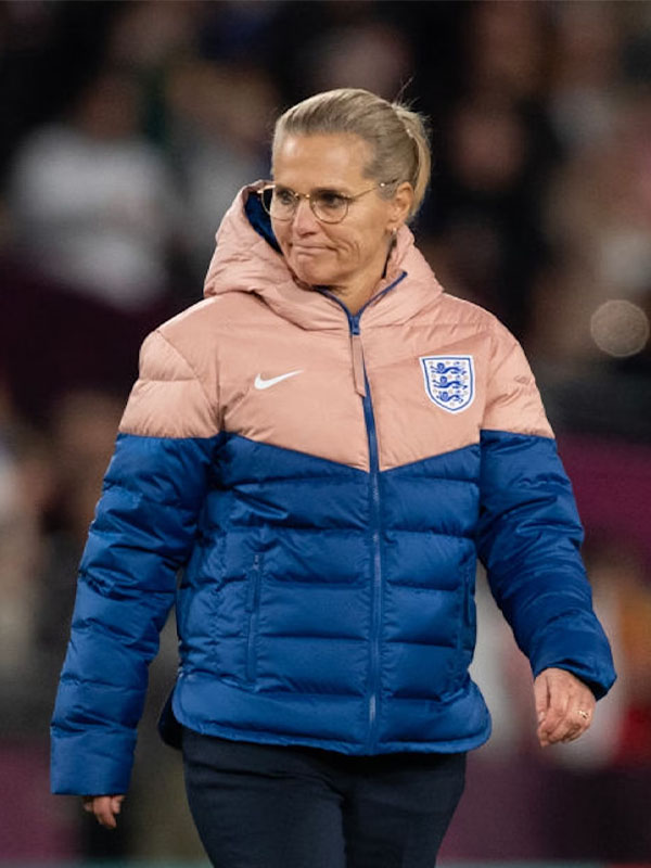 England Lionesses Puffer Jacket - Image 5
