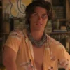 Outer-Banks-S01-EP01-John-B-Yellow-Beach-Tanners-T-Shirt