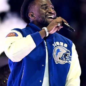 Shaboozey-Thanksgiving-Halftime-Performance-Detroit-Lions-Jacket