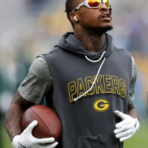 Xavier McKinney Packers Nike Sideline Sleeveless Hoodie