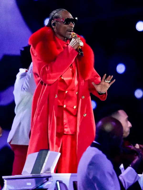 Snoop Dogg Halftime Show Christmas 2025 Fur Coat Rd