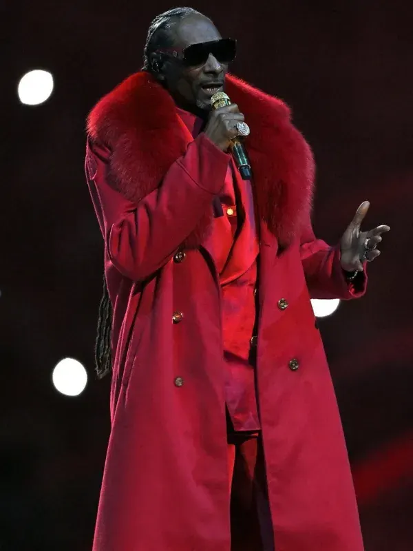 Snoop Dogg Halftime Show Christmas 2025 Red Fur Coat